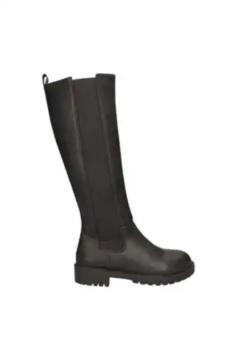 Dunns June long boot offer
