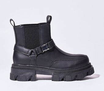 Chunky ankle boot