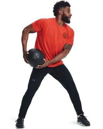 The Cross Trainer Under armour unstoppable tapered pants offer