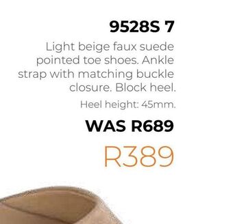 Light beige faux suede pointed toe shoes