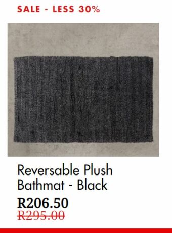 Reversable plush bathmat black