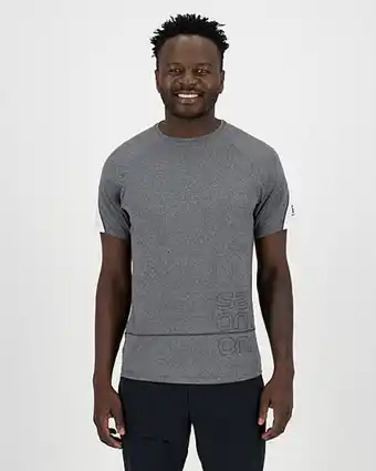 Cape Union Mart Salomon men's cross run t-shirt offer