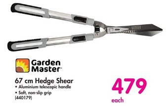 Makro Garden Master 67cm Hedge Shear offer