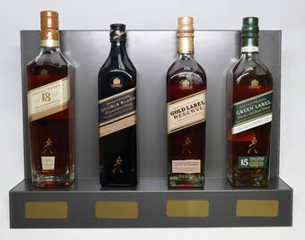 Norman Goodfellows Johnnie walker four strides (18,b,g,gr) he offer