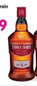 Makro’s liquor Three Ships 5 YO Whisky 750ml offer