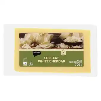 Pick n Pay Liquor PnP White Cheddar Cheese 700g offer