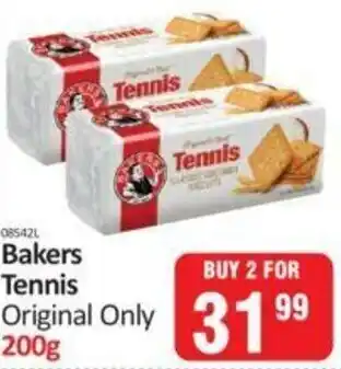 KitKat Cash and Carry Bakers Tennis Original 2x200g offer