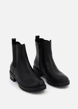 Chunky Chelsea Boots