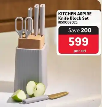 Makro KITCHEN ASPIRE Knife Block Set offer