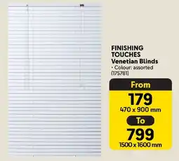 Makro FINISHING TOUCHES Venetian Blinds offer