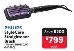 Makro PHILIPS StyleCare Straightener Brush offer