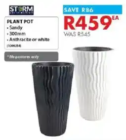 Chamberlain Plant pot offer
