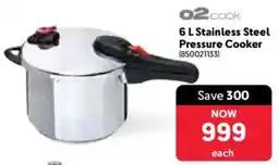 Makro O2 cook Stainless Steel Pressure Cooker offer