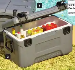 Makro Camp Master Summit Cooler Box offer