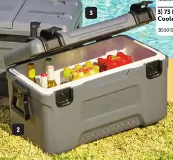 Makro Camp Master Summit Cooler Box offer