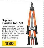 Builders Warehouse 3 Piece Garden Tool Set offer