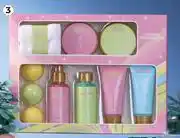 Dis-Chem Nature's Nourishment Pineapple & Cedar Bath Gift Set 10 Piece-Per Set offer