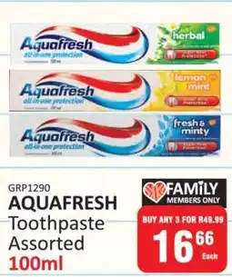 KitKat Cash and Carry Aquafresh Toothpaste Assorted 100ml offer