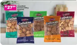 Game Sweetfield Cookies 500 g Assorted offer