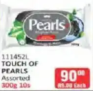 KitKat Cash and Carry Touch of Pearls Assorted offer