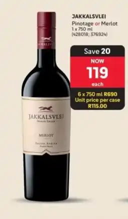 Makro’s liquor Jakkalsvlei Merlot offer