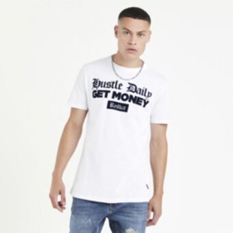 Sportscene Redbat men's white t-shirt offer