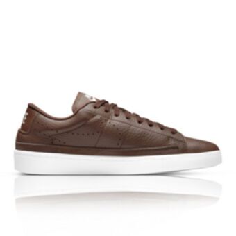 Sportscene Nike men's blazer low x brown sneaker offer