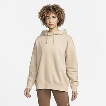 Nike Nike sportswear collection essentials offer