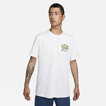 Nike Nike sportswear offer