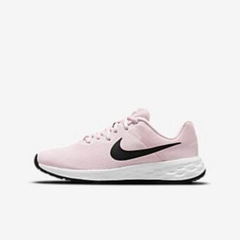 Nike revolution 6
