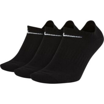 Sportsmans Warehouse Nike everyday lightweight socks (s-l) offer