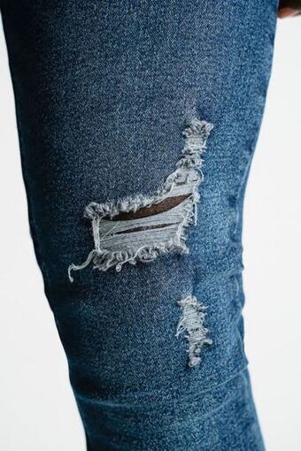 MRP Spray on jeans offer