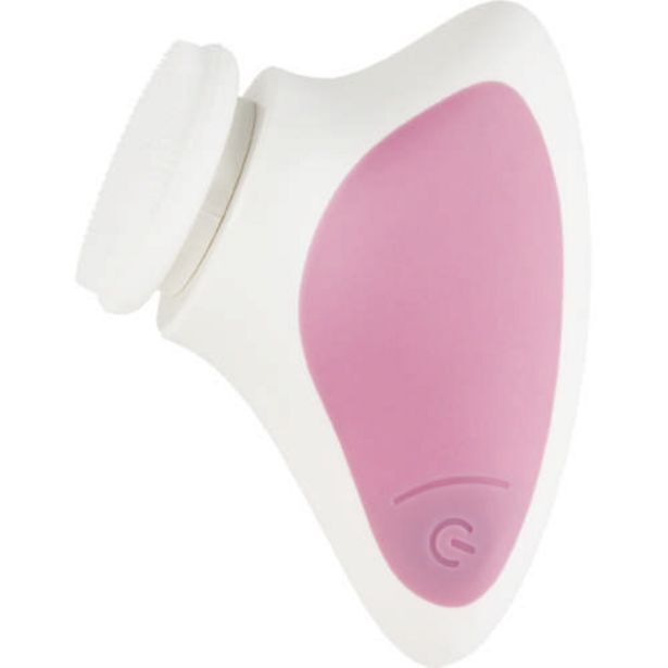 Facial cleanser offer at Clicks