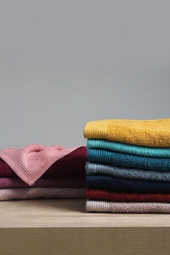 Sheet Street Soft and fluffy hand towel offer