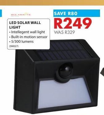 Chamberlain Led solar wall light offer