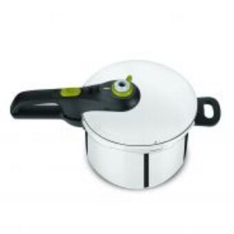 Tefal 7 litre secure 5 neo pressure cooker
