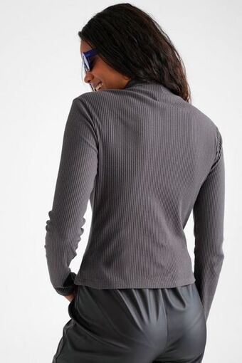 MRP Ribbed turtle neck top offer