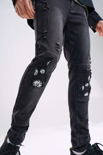 MRP Skinny fit jeans offer