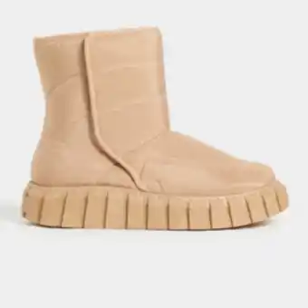 Women's natural snow boot